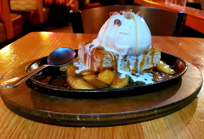Applebee's Grill + Bar