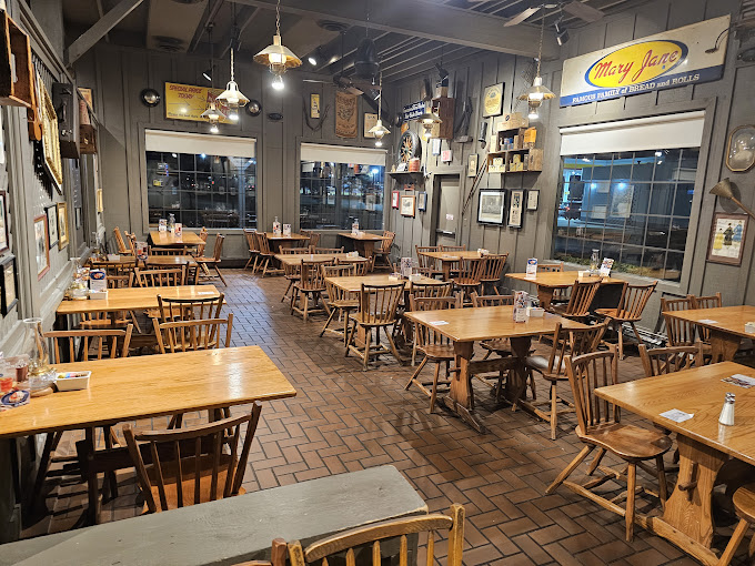 Cracker Barrel Old Country Store