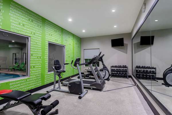 La Quinta Inn & Suites by Wyndham Huntsville Airport Madison