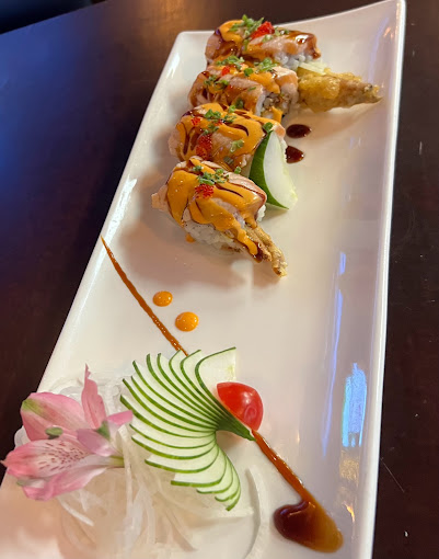 Oshi Poke Bowl and Sushi