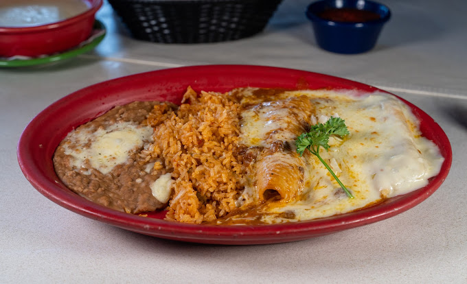 Phil Sandoval's Mexican Restaurante