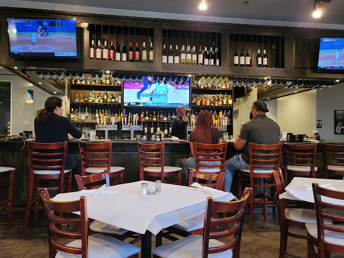 Catch 25 Seafood & Brewery