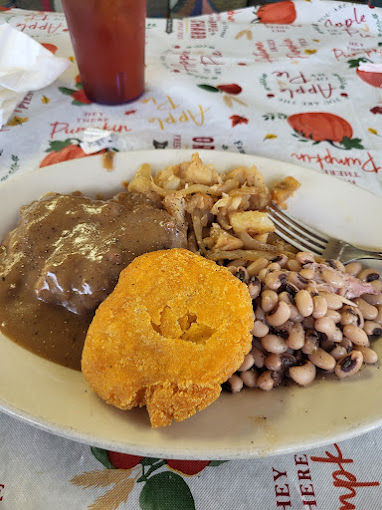 Minnie Lee's Soul Food Diner
