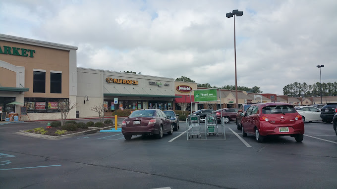 Whitesburg Plaza Shopping Center